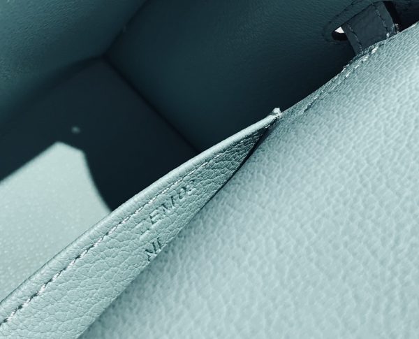 Hermès EPSOM MINI KELLY2 19cm - Image 9
