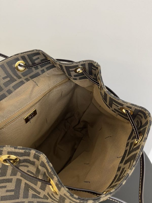 FENDI size32x5x38 - Image 8