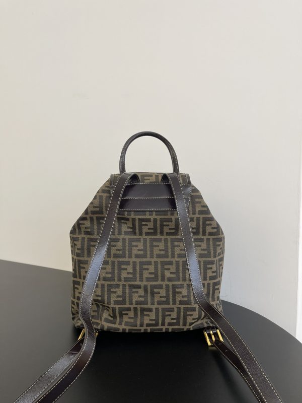 FENDI size32x5x38 - Image 10