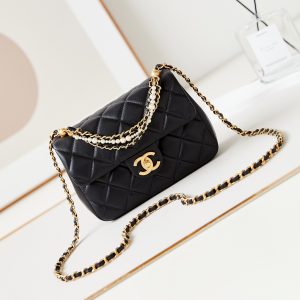 chanel    size:14.5*19.5*7.5