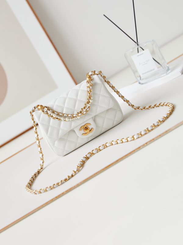 chanel size:12.5*17*5