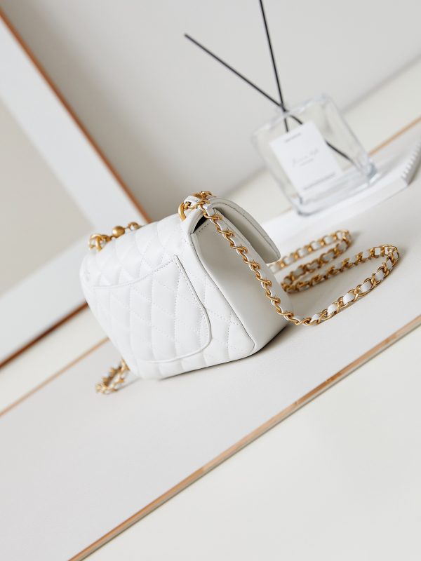 chanel size:12.5*17*5 - Image 6