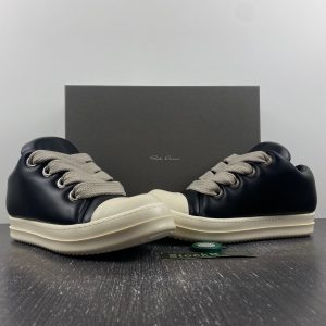 Jumbo Laced Padded Low