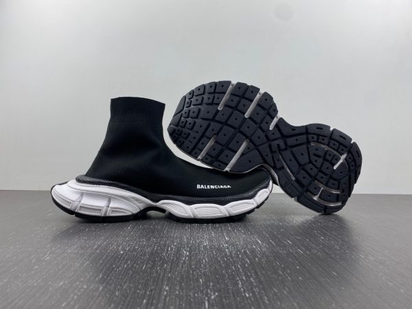Balenciaga 3XL SOCK - Image 10