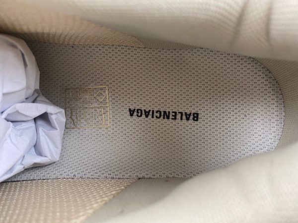 BALENCIAGA - Image 8