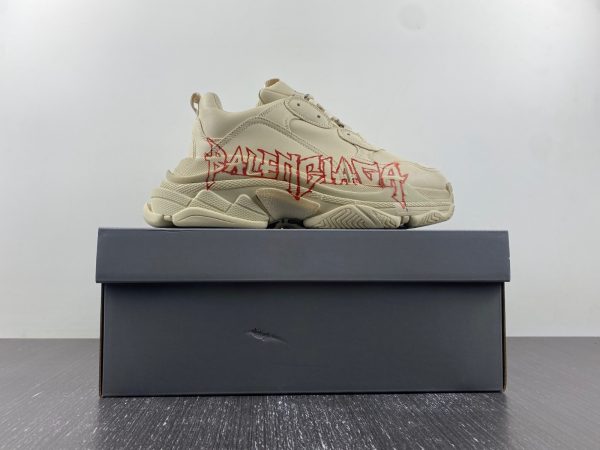 BALENCIAGA - Image 16
