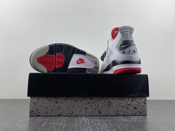 Air Jordan 4 - Image 16