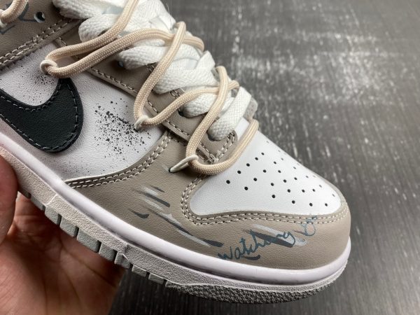 Nike Dunk Low - Image 3