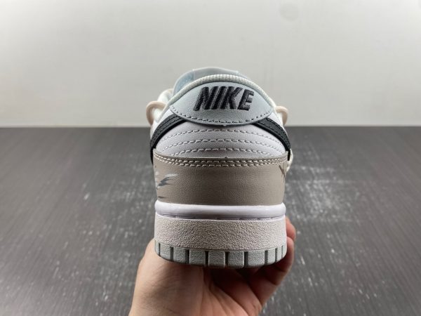 Nike Dunk Low - Image 16