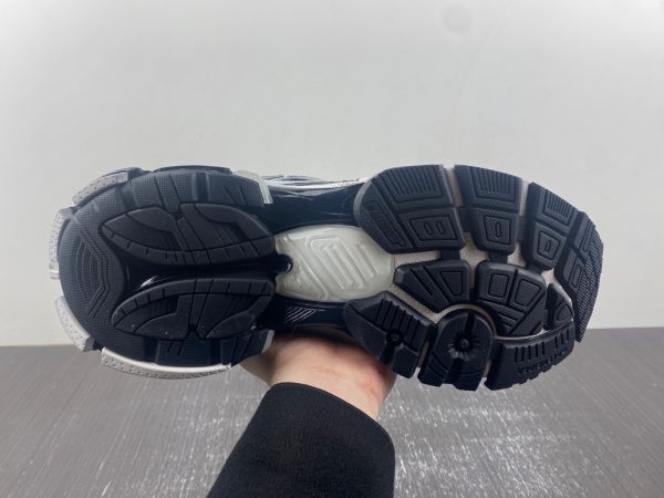 Balenciaga - Image 13