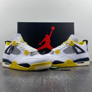 Air Jordan 4