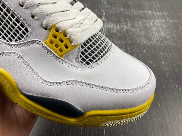 Air Jordan 4 - Image 6
