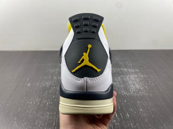 Air Jordan 4 - Image 14