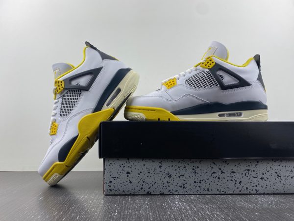 Air Jordan 4 - Image 16