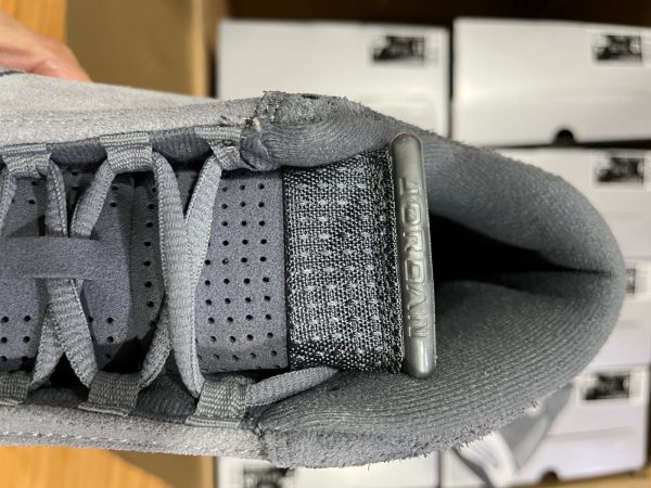 Air Jordan 14 - Image 2