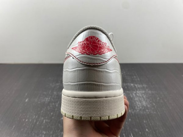 TS x AJ1 Travis Scott x Air Jordan 1 Low OG - Image 9