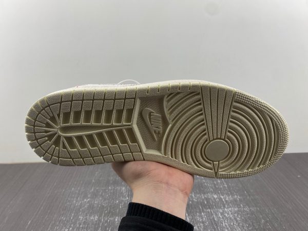 TS x AJ1 Travis Scott x Air Jordan 1 Low OG - Image 12