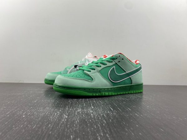 Concepts x Nike SB Dunk Low - Image 2