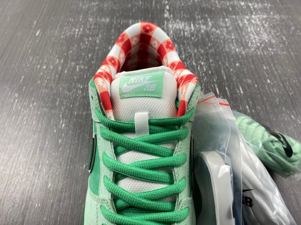 Concepts x Nike SB Dunk Low - Image 9