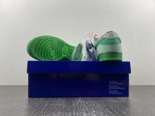 Concepts x Nike SB Dunk Low - Image 16