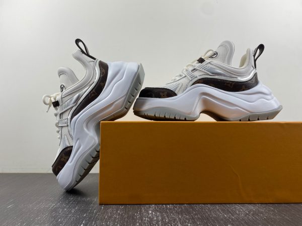 Vuitton Archlight Sneakers LV - Image 12