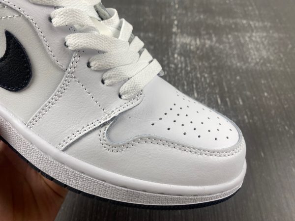 Air Jordan 1 Low - Image 10