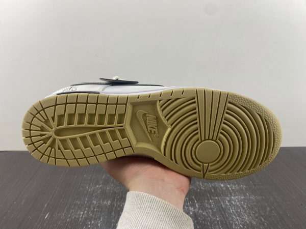Nike Dunk Low - Image 16