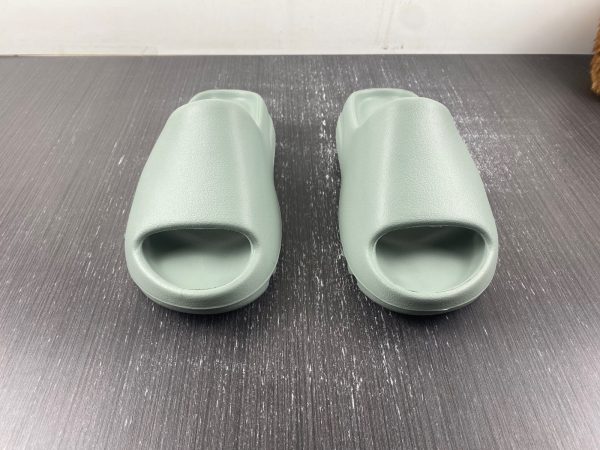 adidas YEEZY SLIDE - Image 4