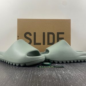adidas YEEZY SLIDE