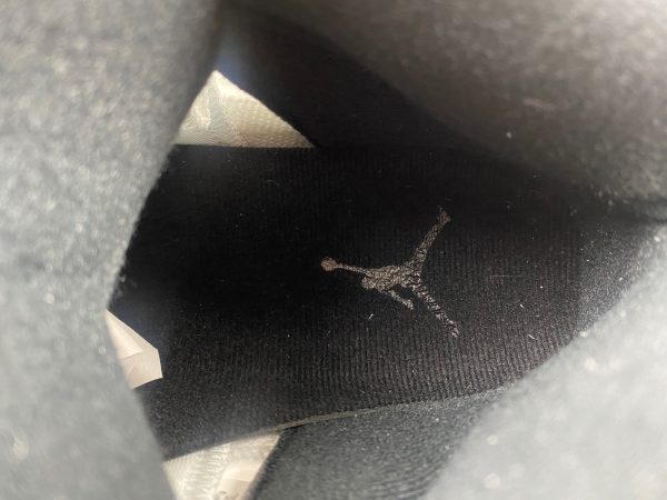 Air Jordan AIR JORDAN 5 RETRO 'WHITE BLACK' - Image 19