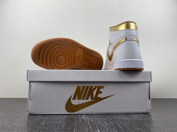 Air Jordan 1 Retro HI OG - Image 6