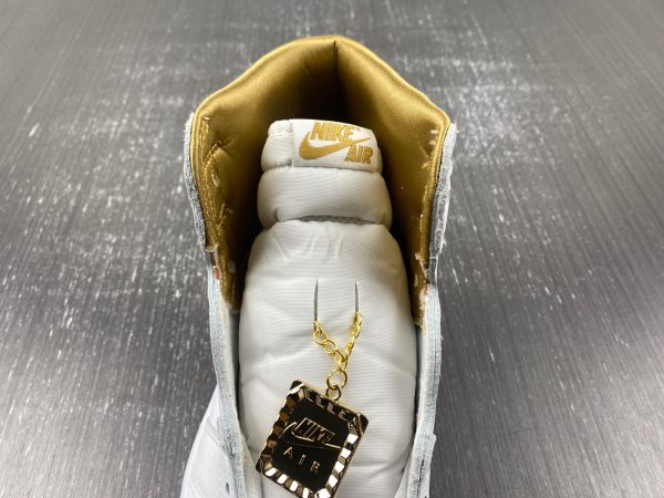 Air Jordan 1 Retro HI OG - Image 12