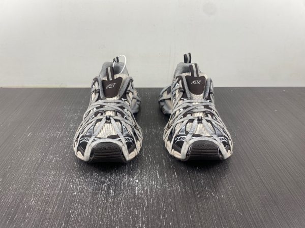 Balenciaga Phantom Sneaker - Image 5