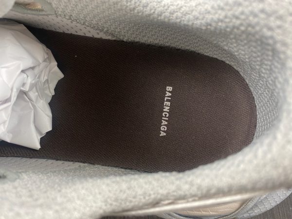 Balenciaga Phantom Sneaker - Image 11