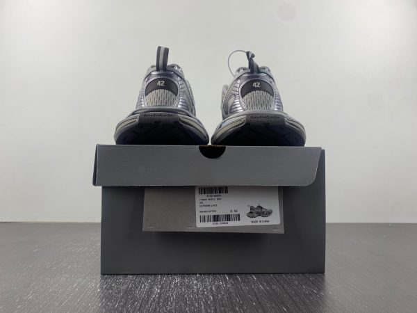 Balenciaga Phantom Sneaker - Image 13