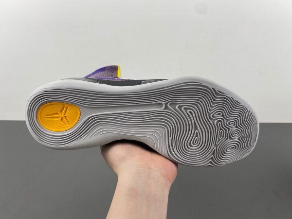 Kobe 9 Elite “Team” - Image 15