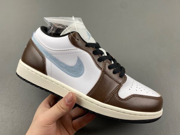 Air Jordan 1 Low - Image 4