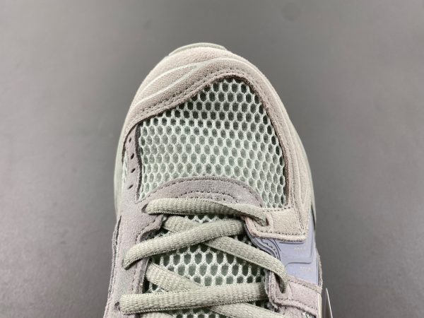 GEL KAYANO 14 'LIGHT SAGE SMOKE GREY' - Image 31