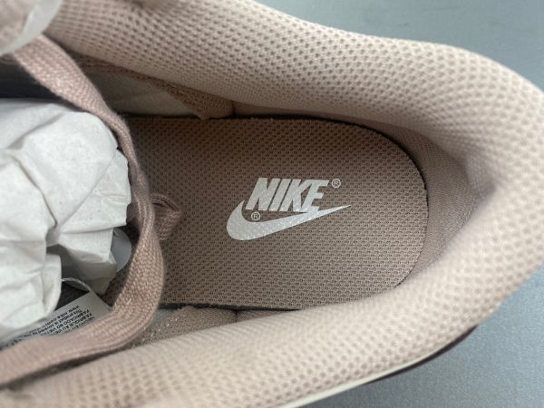 NIKE - Image 18
