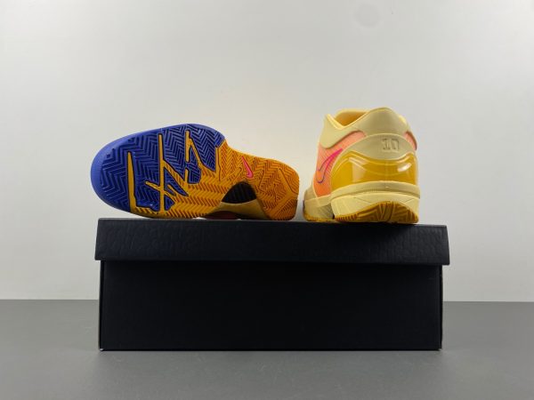 Nike Kobe 4 Protro - Image 3