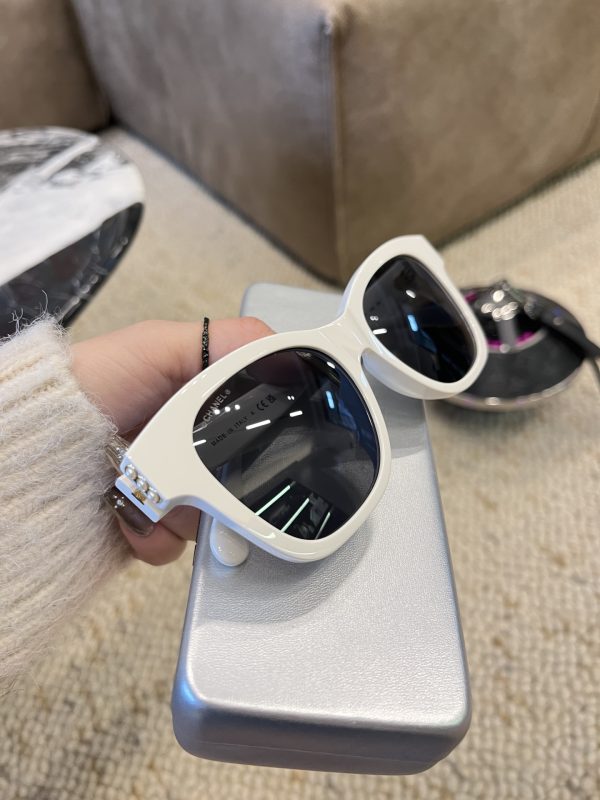 CHANEL5482