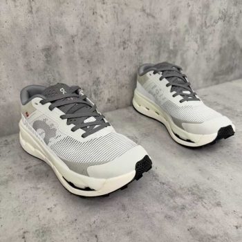 On Cloudultra 3 Outdoor Street-Style Trail Running Shoes