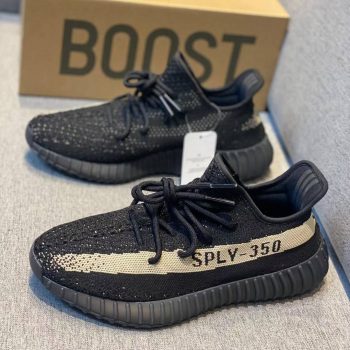 Adidas Yeezy Boost 350 V2 “Oreo”